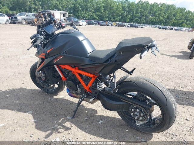 12680812 :رقم المزاد ، VBKV39400SM909829 vin ، 2025 Ktm 1290 Super Duke R مزاد بيع