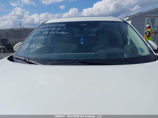 5N1DR3CE3PC223864 Nissan Pathfinder Sl
