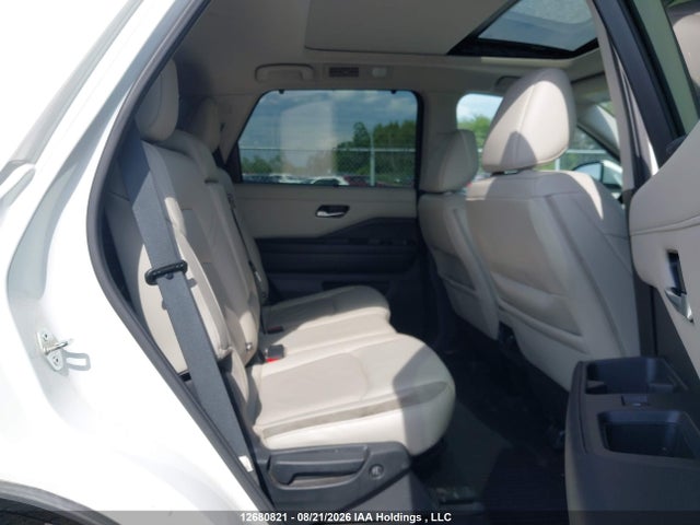 5N1DR3CE3PC223864 Nissan Pathfinder Sl