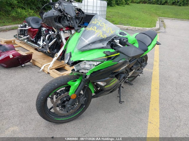 Kawasaki Ex650 F 2018 JKAEXEK17JDA24940 Image 2