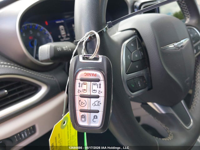 Chrysler Pacifica Touring L 2023 2C4RC1BG4PR561221 Image 11