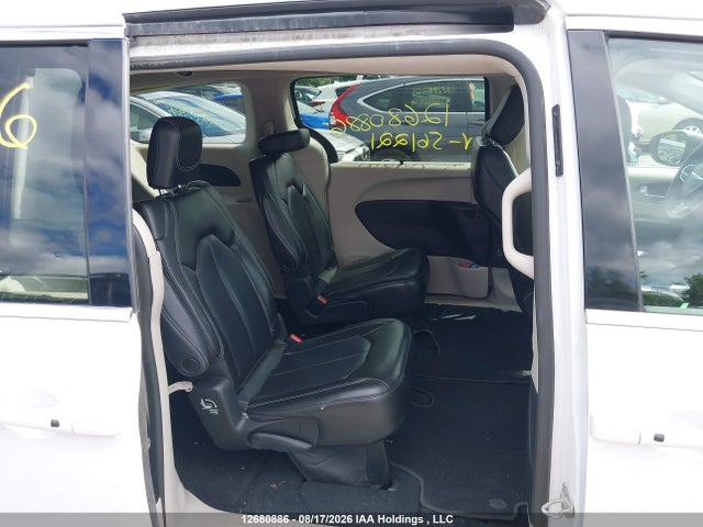 Chrysler Pacifica Touring L 2023 2C4RC1BG4PR561221 Image 8