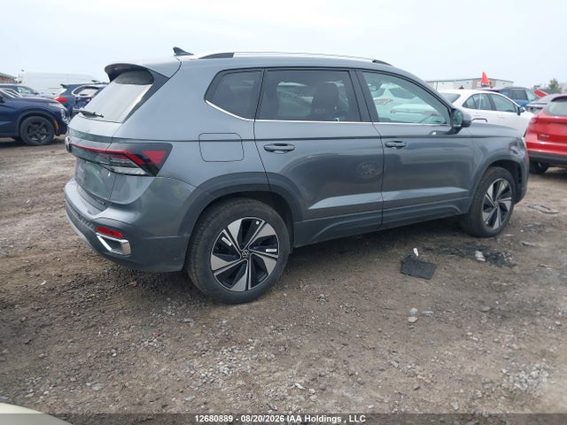3VVUC7B28TM014831 Volkswagen TAOS SE