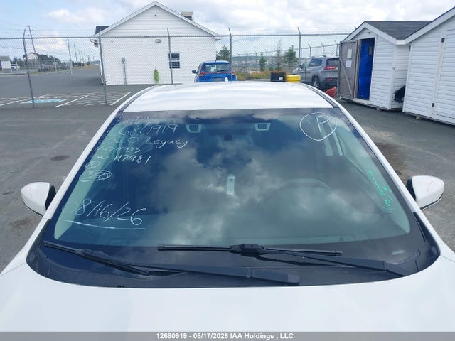 4S3BWDA6XL3011933 Subaru Legacy Convenience