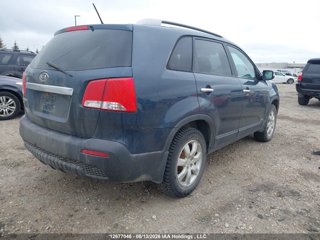 12677046 :رقم المزاد ، 5XYKTCA11BG161737 vin ، 2011 Kia Sorento Lx مزاد بيع