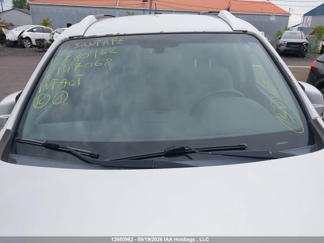 2012 Hyundai Santa Fe მანქანა იყიდება აუქციონზე, vin: 5XYZG4AG4CG147068, აუქციონის ნომერი: 12680962
