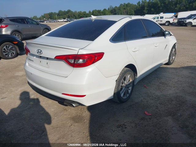 2015 Hyundai Sonata მანქანა იყიდება აუქციონზე, vin: 5NPE24AF3FH055113, აუქციონის ნომერი: 12680994