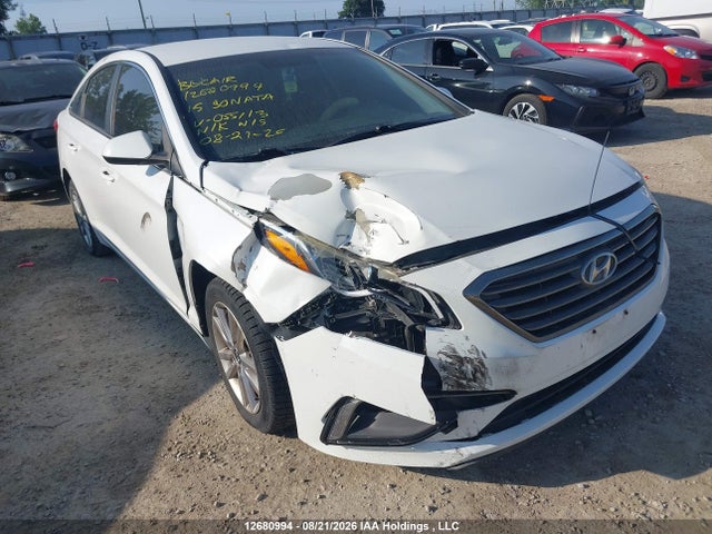 2015 Hyundai Sonata მანქანა იყიდება აუქციონზე, vin: 5NPE24AF3FH055113, აუქციონის ნომერი: 12680994