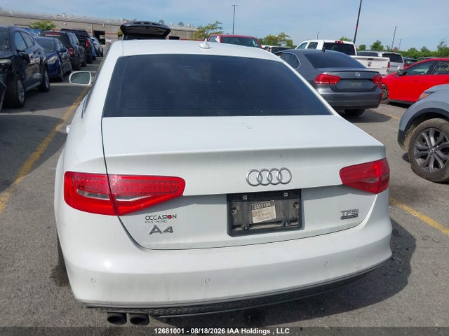 2015 Audi A4 2.0t Technik Plus მანქანა იყიდება აუქციონზე, vin: WAUKFCFLXFN039357, აუქციონის ნომერი: 12681001