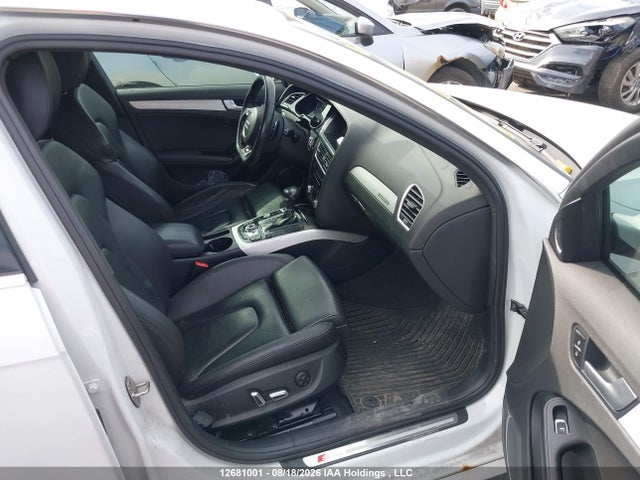 2015 Audi A4 2.0t Technik Plus მანქანა იყიდება აუქციონზე, vin: WAUKFCFLXFN039357, აუქციონის ნომერი: 12681001