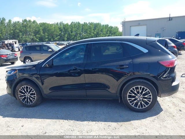 Продаж на аукціоні авто 2021 Ford Escape Se, vin: 1FMCU0EZ7MUA79704, номер лоту: 12681003