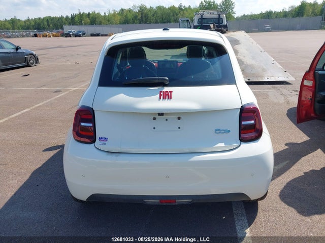 Fiat 500 E Red 2024 ZFAFFAA45RX218446 Image 16