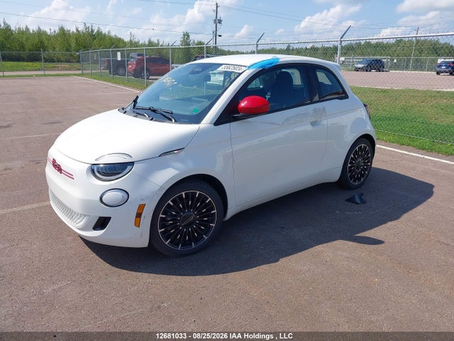 Fiat 500 E Red 2024 ZFAFFAA45RX218446 Image 2