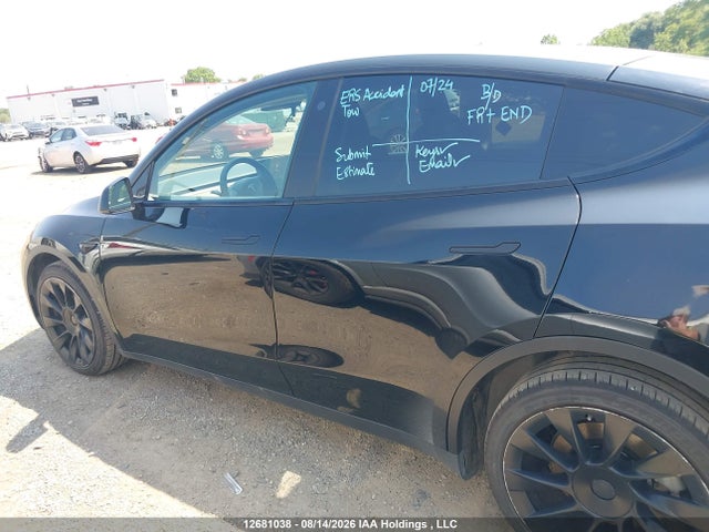 Tesla Model Y 2022 7SAYGDEE9NF464989 Image 13