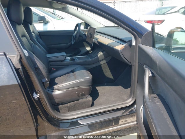 Tesla Model Y 2022 7SAYGDEE9NF464989 Image 5