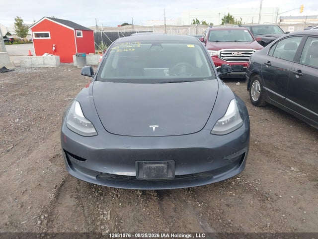 5YJ3E1EA0NF353658 Tesla Model 3 Rwd/standard Range