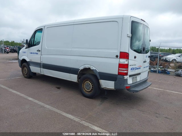 WD3BE7DC7E5851305 Mercedes-Benz Sprinter 2500 Standard Roof