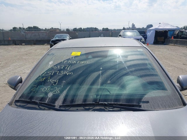 Aukcja sprzedaży 2019 Kia Forte Ex, vin: 3KPF54AD6KE068771, numer aukcji: 12681091