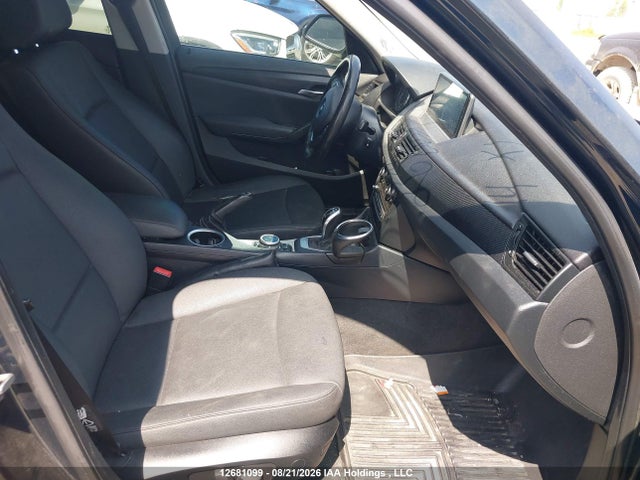 WBAVL1C52EVY15642 BMW X1