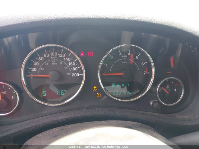1C4HJWEG5JL873297 Jeep Wrangler Jk Unlimited Sahara