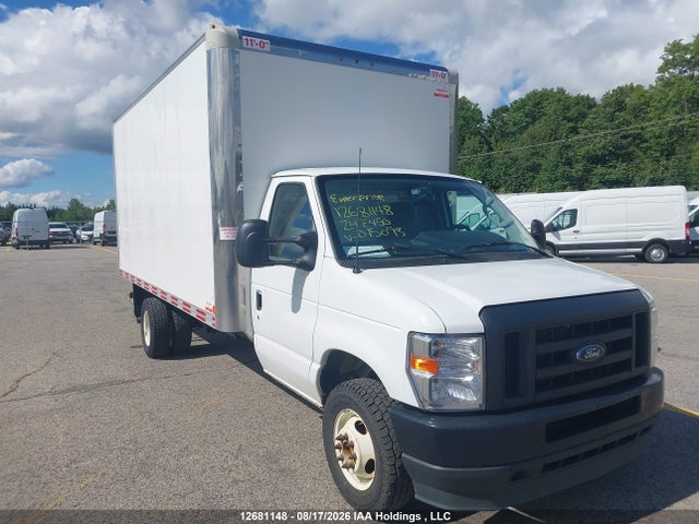 12681148 :رقم المزاد ، 1FDXE4FN1RDD15093 vin ، 2024 Ford E-450 Cutaway مزاد بيع