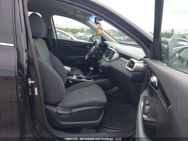 12681179 :رقم المزاد ، 5XYPGDA50KG606150 vin ، 2019 Kia Sorento 2.4l Lx/3.3l Lx مزاد بيع