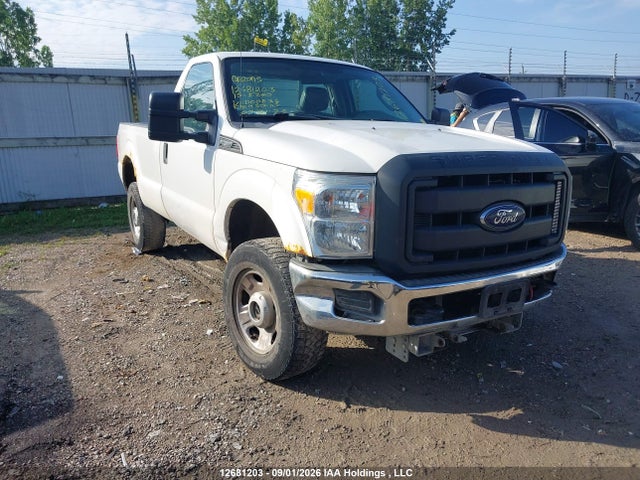 12681203 :رقم المزاد ، 1FTBF2B62FED00834 vin ، 2015 Ford F250 Super Duty مزاد بيع
