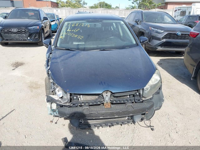2011 Volkswagen Golf მანქანა იყიდება აუქციონზე, vin: WVWCA9AJ7BW013852, აუქციონის ნომერი: 12681215