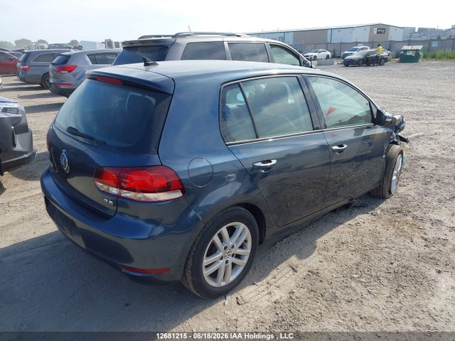 2011 Volkswagen Golf მანქანა იყიდება აუქციონზე, vin: WVWCA9AJ7BW013852, აუქციონის ნომერი: 12681215