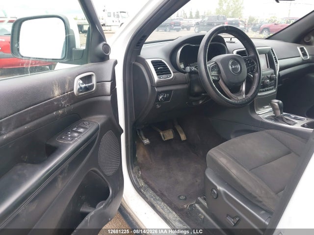 1C4RJFAG4JC406902 Jeep Grand Cherokee Laredo