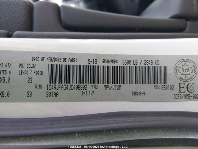 1C4RJFAG4JC406902 Jeep Grand Cherokee Laredo
