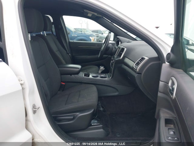 1C4RJFAG4JC406902 Jeep Grand Cherokee Laredo