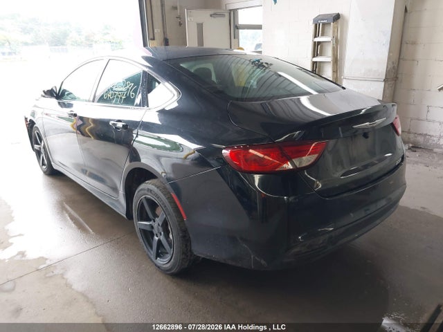 12662896 :رقم المزاد ، 1C3CCCFB8FN640794 vin ، 2015 Chrysler 200 Lx مزاد بيع