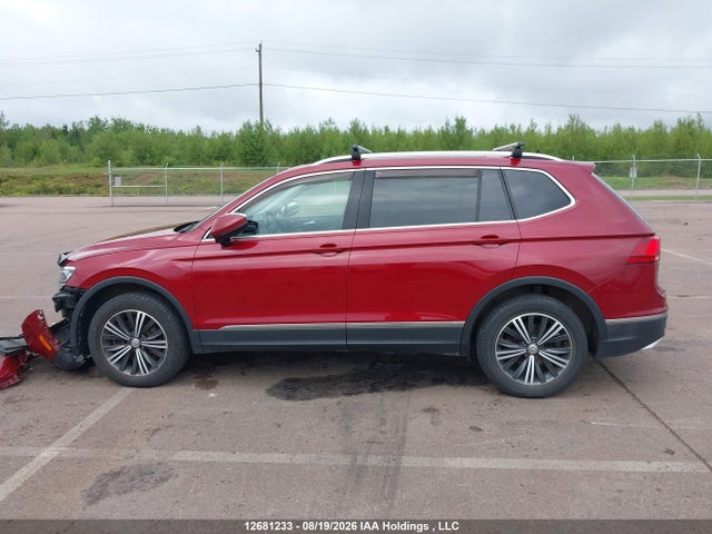 3VV4B7AX5JM021541 Volkswagen Tiguan Sel Premium