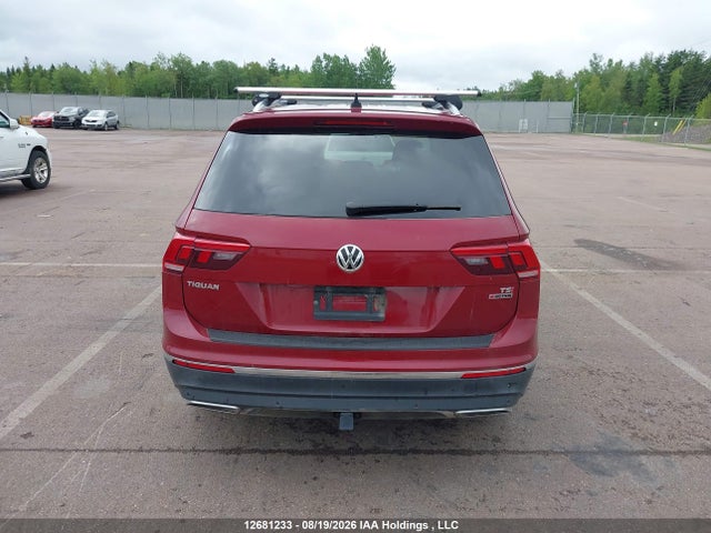 3VV4B7AX5JM021541 Volkswagen Tiguan Sel Premium