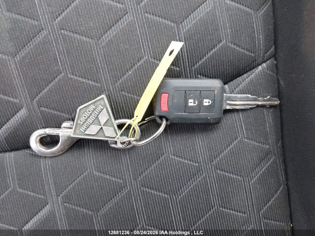 12681236 :رقم المزاد ، JA4AJUAU1RU600603 vin ، 2024 Mitsubishi Rvr Es مزاد بيع
