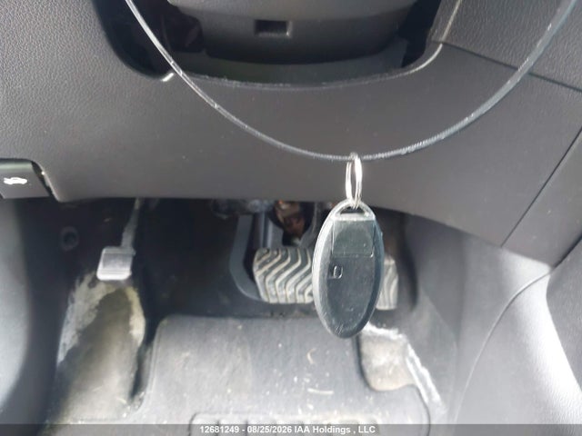 12681249 :رقم المزاد ، 5N1AT2MV0FC793252 vin ، 2015 Nissan Rogue S/sl/sv مزاد بيع