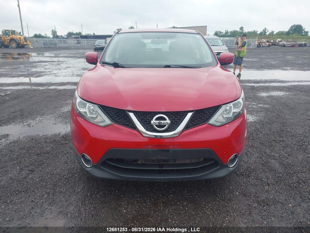 12681253 :رقم المزاد ، JN1BJ1CR5HW129854 vin ، 2017 Nissan Qashqai S/sl/sv مزاد بيع