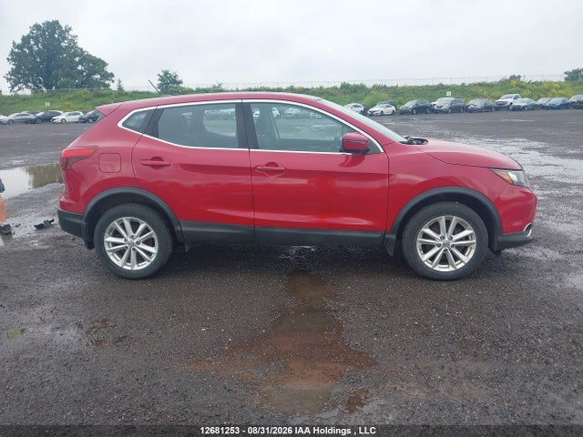 12681253 :رقم المزاد ، JN1BJ1CR5HW129854 vin ، 2017 Nissan Qashqai S/sl/sv مزاد بيع