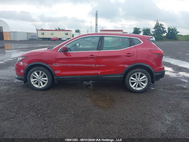 12681253 :رقم المزاد ، JN1BJ1CR5HW129854 vin ، 2017 Nissan Qashqai S/sl/sv مزاد بيع
