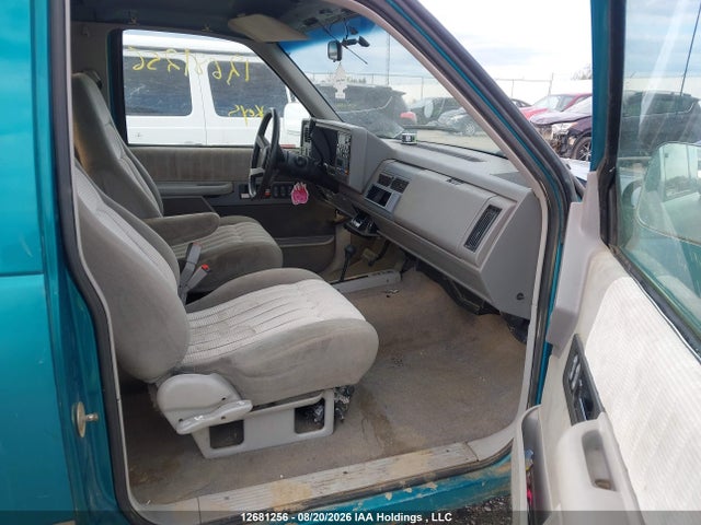 Продаж на аукціоні авто 1993 Gmc Sierra K1500, vin: 2GTEK19KXP1513524, номер лоту: 12681256