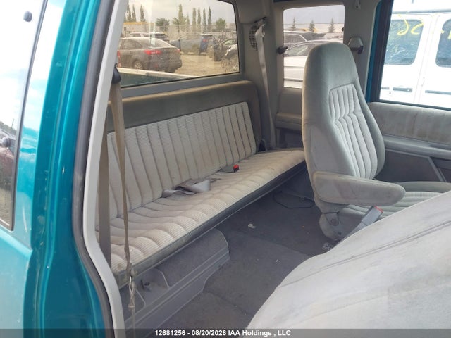 Продаж на аукціоні авто 1993 Gmc Sierra K1500, vin: 2GTEK19KXP1513524, номер лоту: 12681256