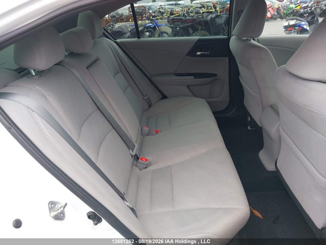 Honda Accord 2016 1HGCR2F30GA800559 Image 8