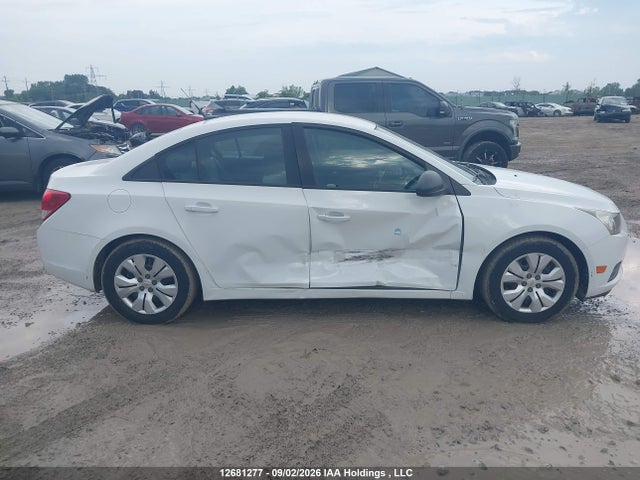 12681277 :رقم المزاد ، 1G1PL5SH8D7300218 vin ، 2013 Chevrolet Cruze Ls مزاد بيع