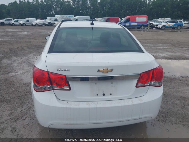 12681277 :رقم المزاد ، 1G1PL5SH8D7300218 vin ، 2013 Chevrolet Cruze Ls مزاد بيع