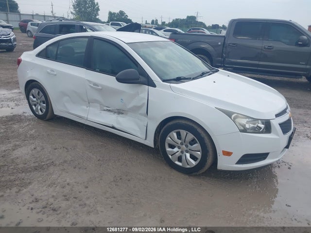 12681277 :رقم المزاد ، 1G1PL5SH8D7300218 vin ، 2013 Chevrolet Cruze Ls مزاد بيع