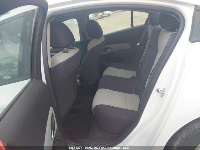 12681277 :رقم المزاد ، 1G1PL5SH8D7300218 vin ، 2013 Chevrolet Cruze Ls مزاد بيع