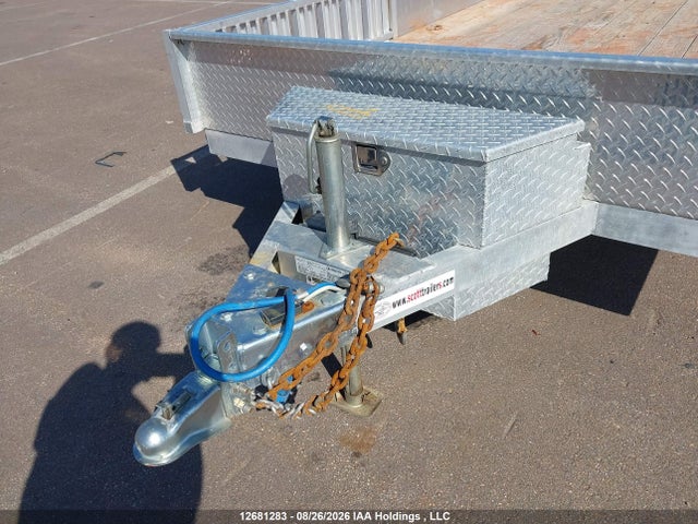 2DBUAT9R9N1004573 Stronghaul Aluminum Utility Trailer