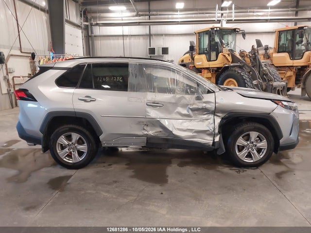 2T3R1RFV2PC380266 Toyota Rav4 Xle/xle Premium