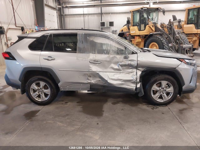 2T3R1RFV2PC380266 Toyota Rav4 Xle/xle Premium